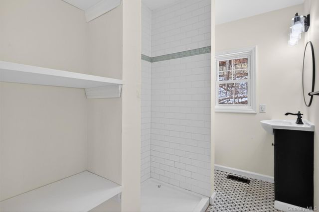 11 Blueberry Hill, Greenwood Lake, NY 10925