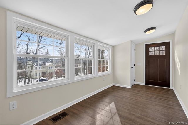 11 Blueberry Hill, Greenwood Lake, NY 10925