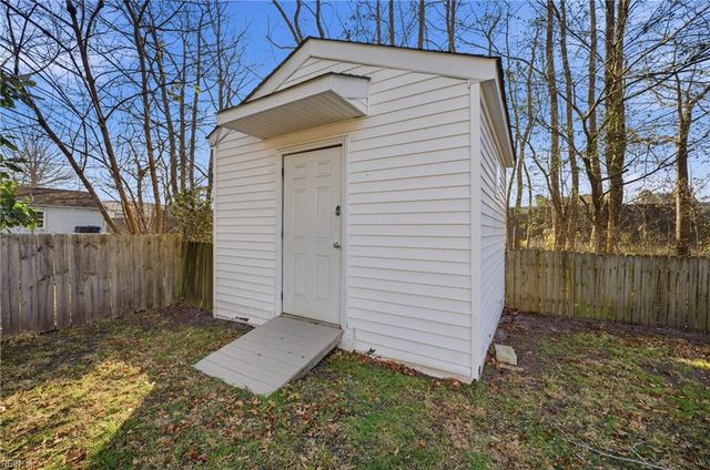 641 McLean ST, Portsmouth, VA 23701