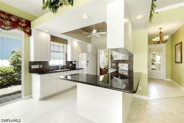 4655 Navassa LN, Naples, FL 34119