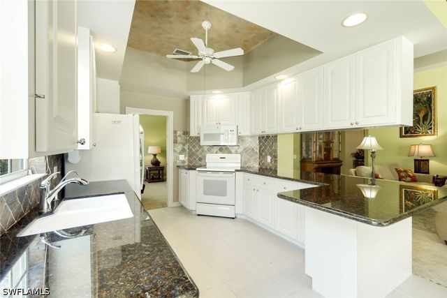 4655 Navassa LN, Naples, FL 34119
