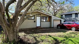 8620 Winchester Avenue, Kansas City, MO 64138