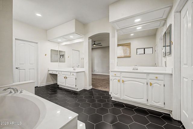 12436 N 56TH Drive, Glendale, AZ 85304