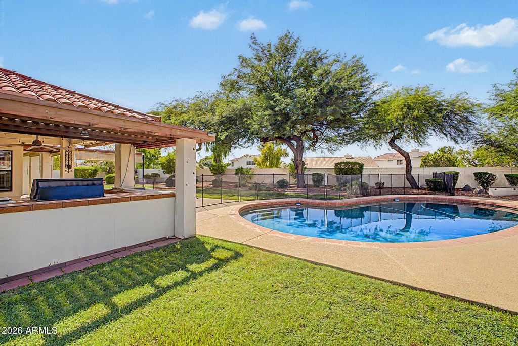 12436 N 56TH Drive, Glendale, AZ 85304 — photo 5
