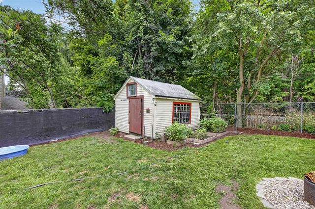 91 Dunbar Street, Manchester, NH 03103