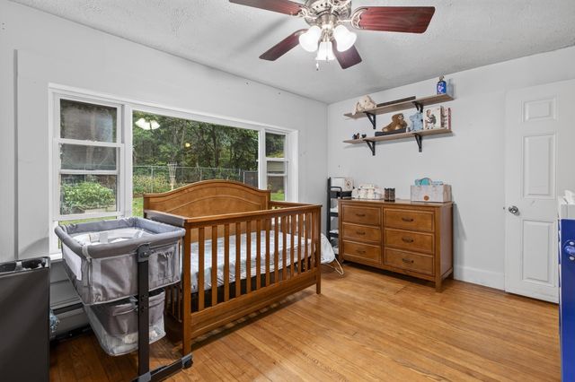 91 Dunbar Street, Manchester, NH 03103