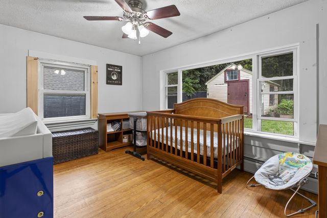 91 Dunbar Street, Manchester, NH 03103