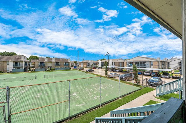 250 El Dorado Boulevard 204, Houston, TX 77598