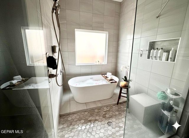 2363 ENCHANTED PEAKS, El Paso, TX 79911