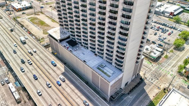 2016 Main Street 1502, Houston, TX 77002