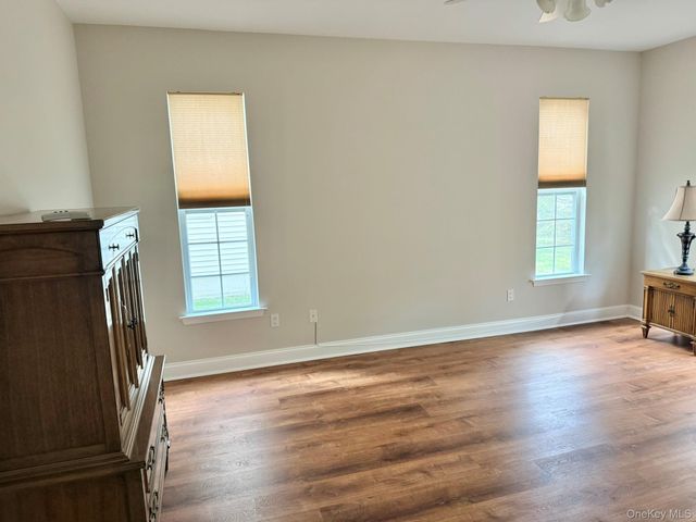 19 Sunflower Street, Middletown, NY 10940