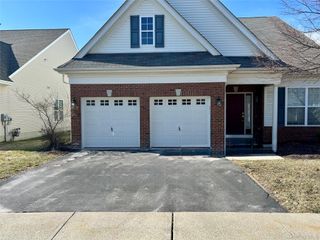 19 Sunflower Street, Middletown, NY 10940