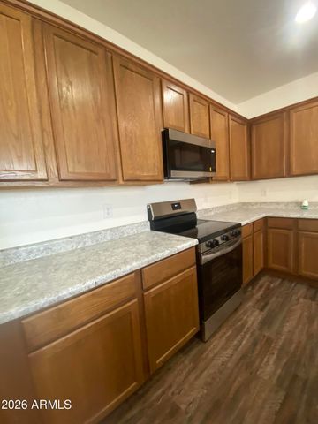 8552 W MALAPAI Drive, Peoria, AZ 85345