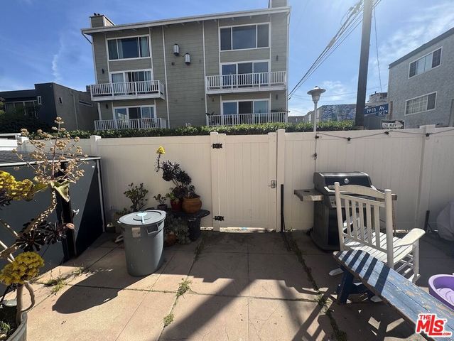 9 19th Avenue, Venice, CA 90291