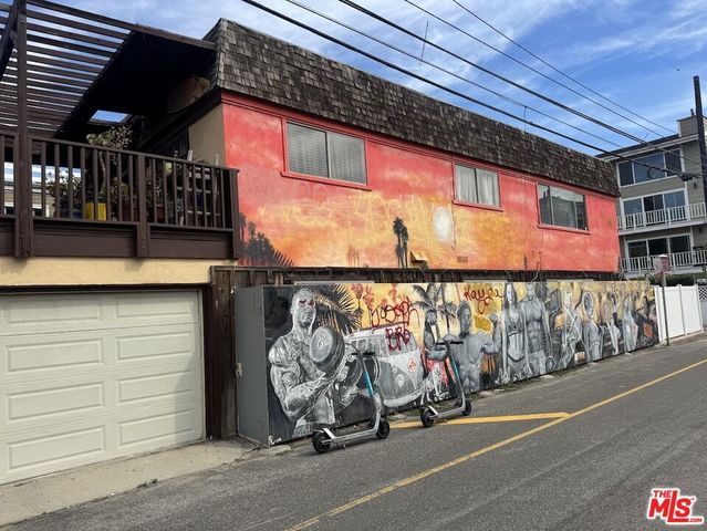 9 19th Avenue, Venice, CA 90291