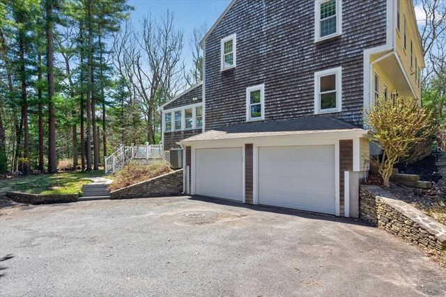 245 North St, Duxbury, MA 02332