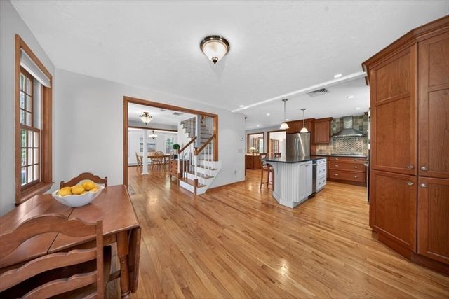 245 North St, Duxbury, MA 02332