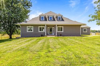 4201 North Farm Rd 205, Strafford, MO 65757