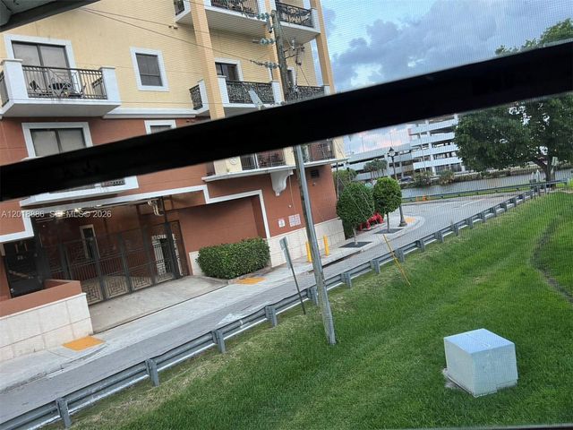 7324 SW 82nd St B210, Miami, FL 33143