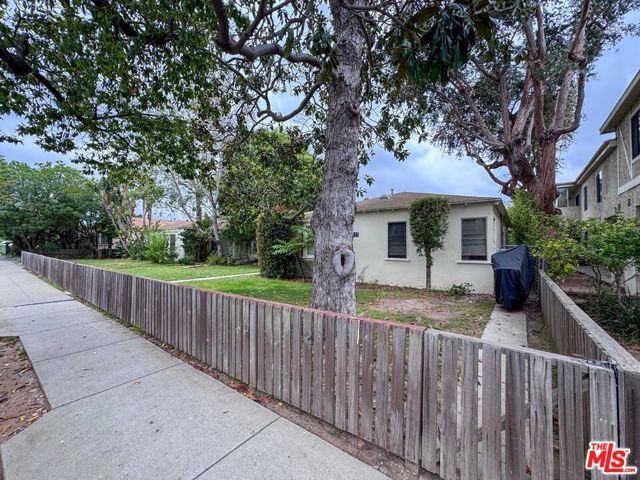 2411 20th Street, Santa Monica, CA 90405