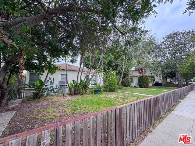 2411 20th Street, Santa Monica, CA 90405