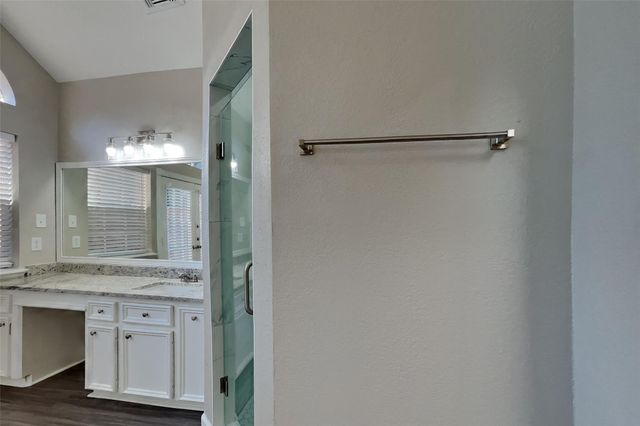 4606 Cashel Spring Drive, Houston, TX 77069