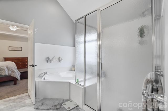 8000 Tottenham Drive, Harrisburg, NC 28075