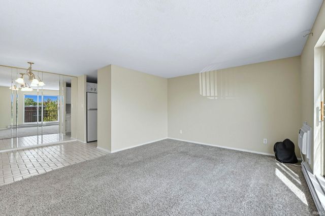 2937 Westbrook Dr Apt 401A, Fort Wayne, IN 46805