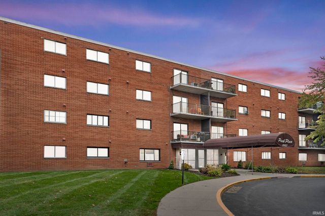 2937 Westbrook Dr Apt 401A, Fort Wayne, IN 46805