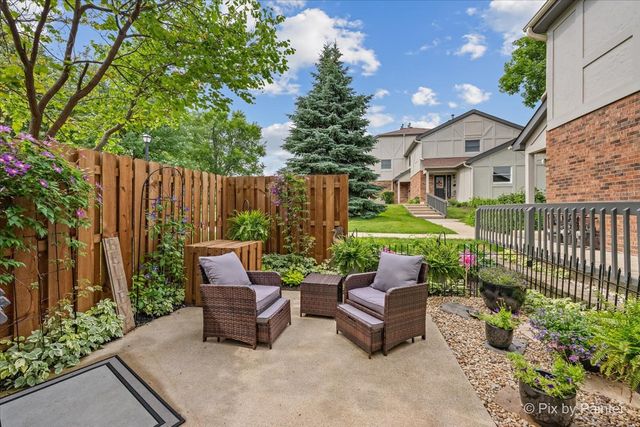 884 Bristol Drive 0, Barrington, IL 60010
