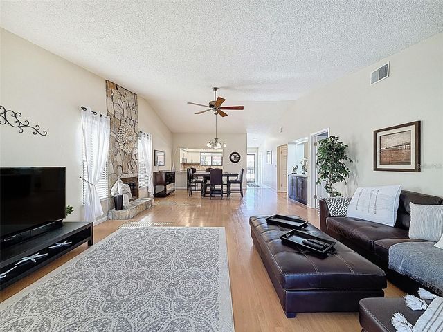 9981 EAGLES PT CIRCLE 4, Port Richey, FL 34668