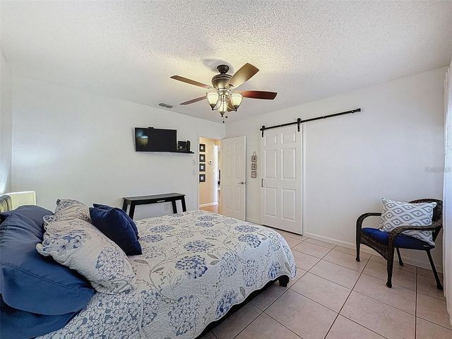 9981 EAGLES PT CIRCLE 4, Port Richey, FL 34668