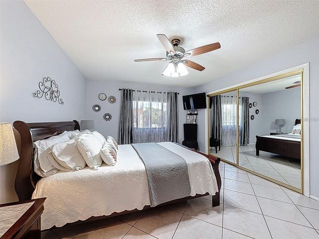 9981 EAGLES PT CIRCLE 4, Port Richey, FL 34668