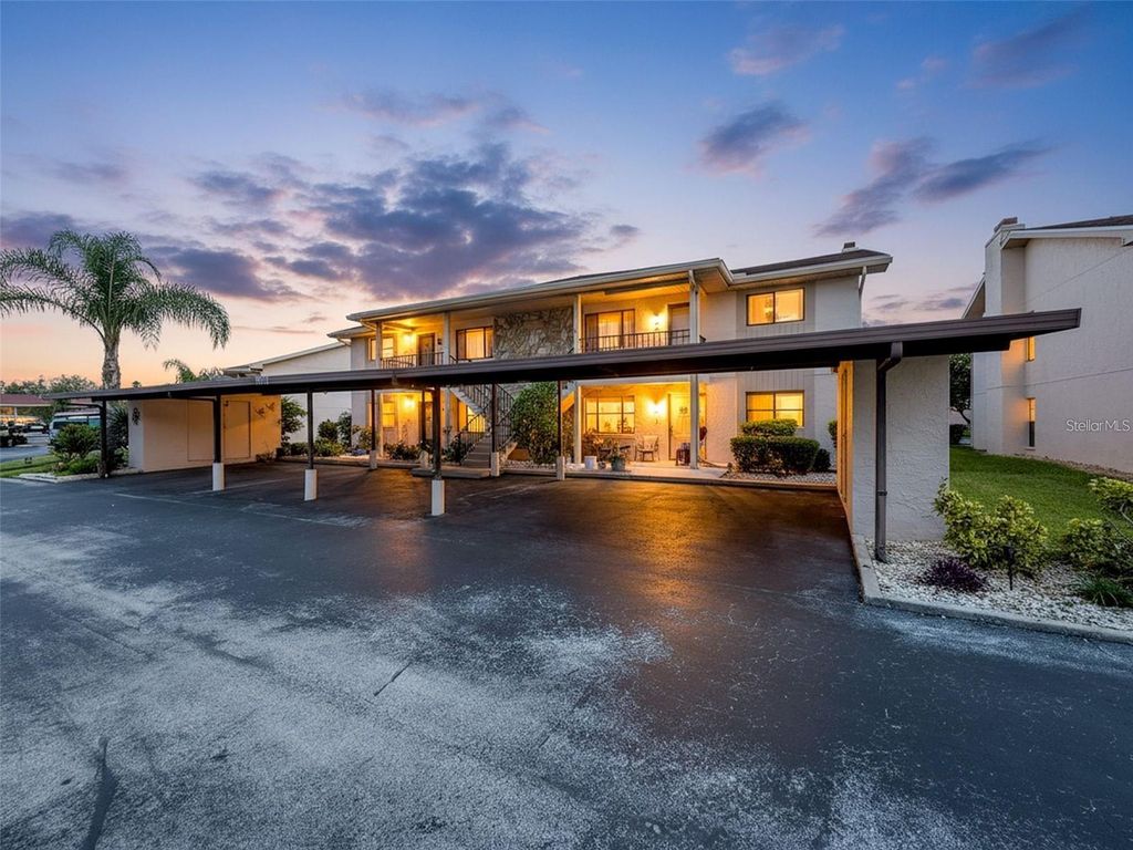 9981 EAGLES PT CIRCLE 4, Port Richey, FL 34668