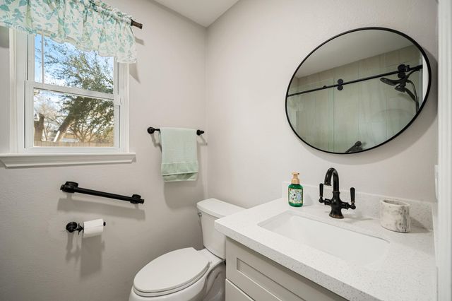 5147 Castle Creek Lane, Houston, TX 77053