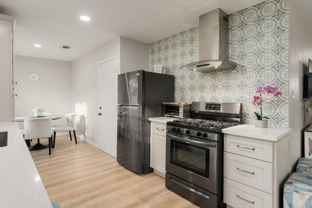 5147 Castle Creek Lane, Houston, TX 77053