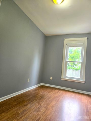 314 Seaman Street 1, New Brunswick, NJ 08901