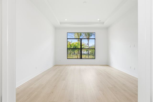 9525 St Germain Drive, Palm Beach Gardens, FL 33412