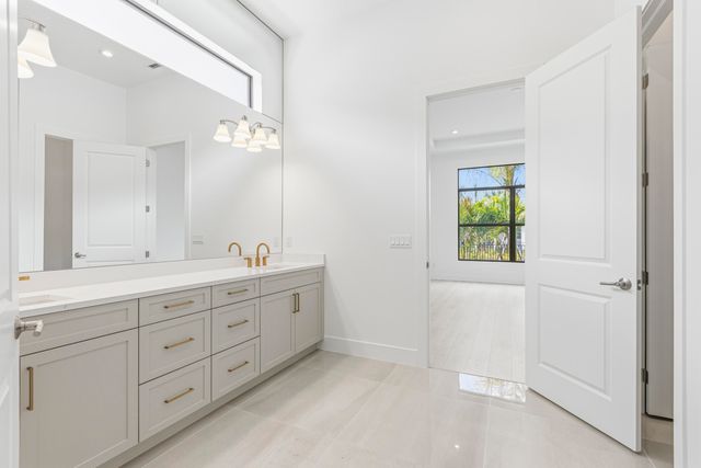 9525 St Germain Drive, Palm Beach Gardens, FL 33412
