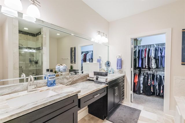 2014 Mcllhenny Street, Houston, TX 77004