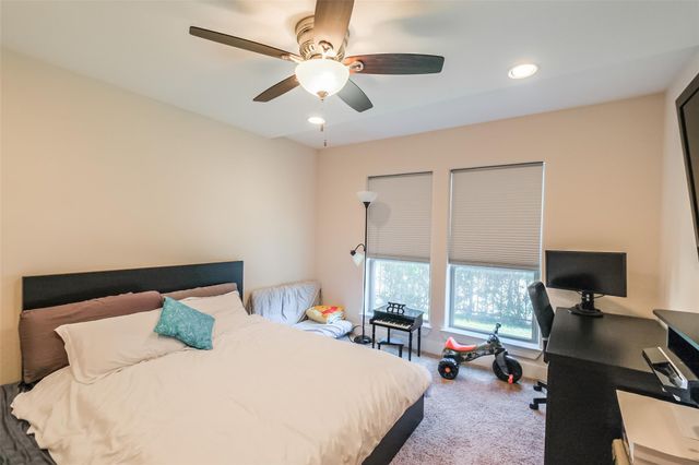 2014 Mcllhenny Street, Houston, TX 77004
