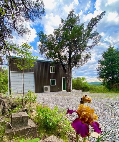 County Road 1091, Eureka Springs, AR 72631