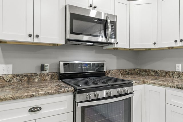 916 Battery Dr, Lewisburg, TN 37091