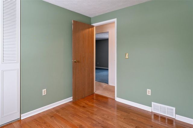 24 Ridge Meadows Drive, Ogden, NY 14559