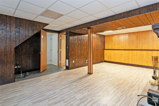 24 Ridge Meadows Drive, Ogden, NY 14559