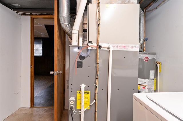 24 Ridge Meadows Drive, Ogden, NY 14559