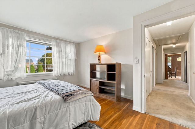 10 Davenport St, Worcester, MA 01610