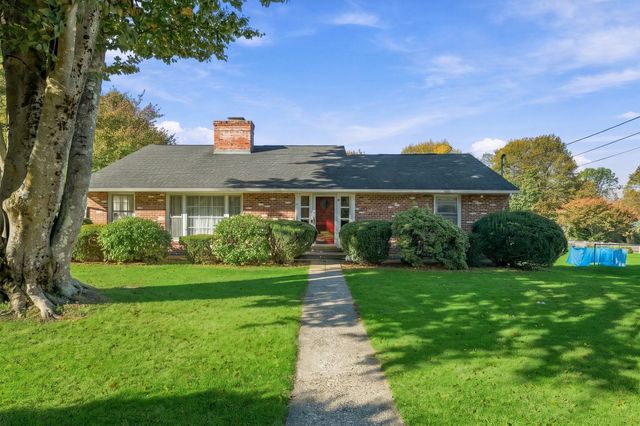 10 Davenport St, Worcester, MA 01610