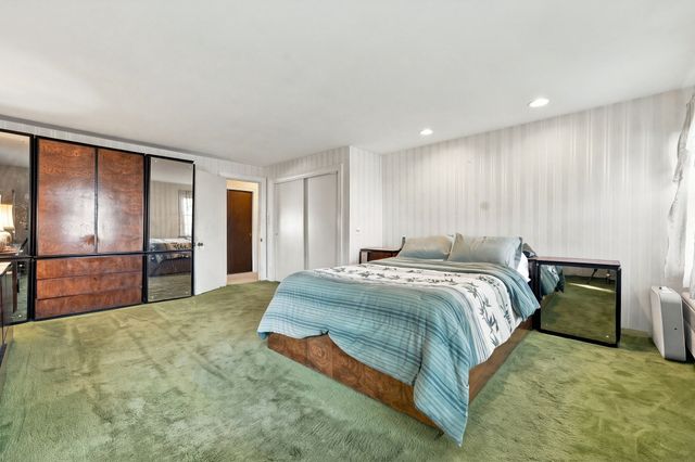 10 Davenport St, Worcester, MA 01610