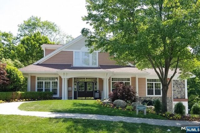 14 N Shadow Lane, Oakland, NJ 07436